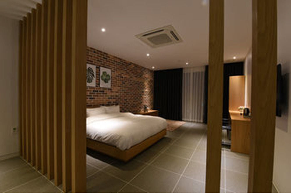 Hotel T Point Cheonan Exterior foto